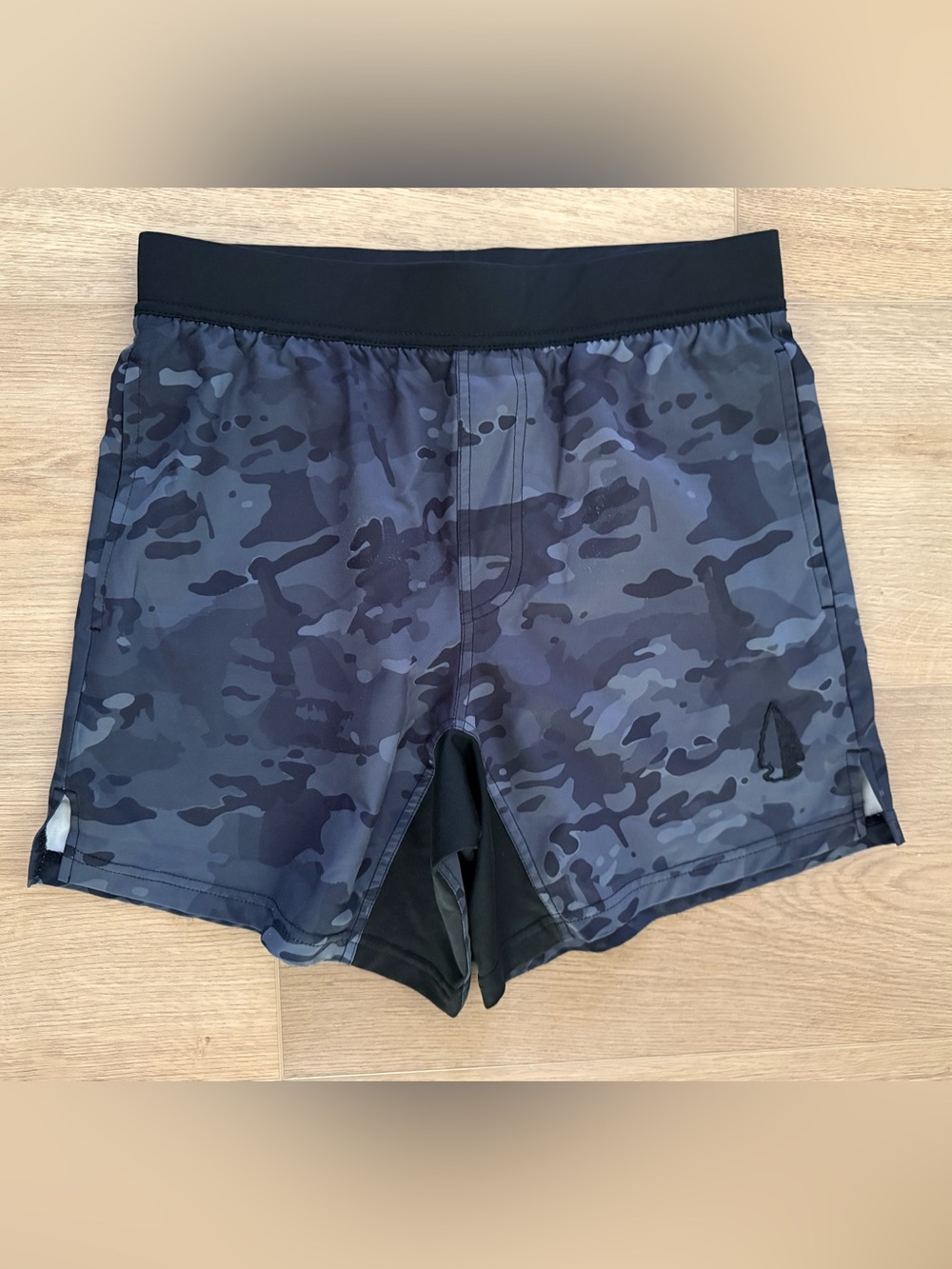 Tachuntfish Gray Camo Athletic Training Shorts Men’s Small